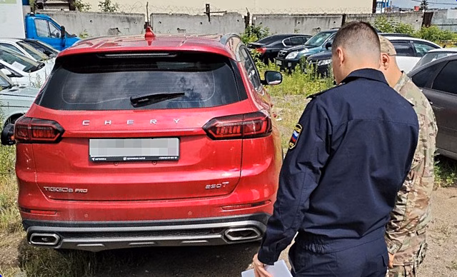 Суд конфисковал внедорожник нижегородки за пьяную езду и отправил на СВО