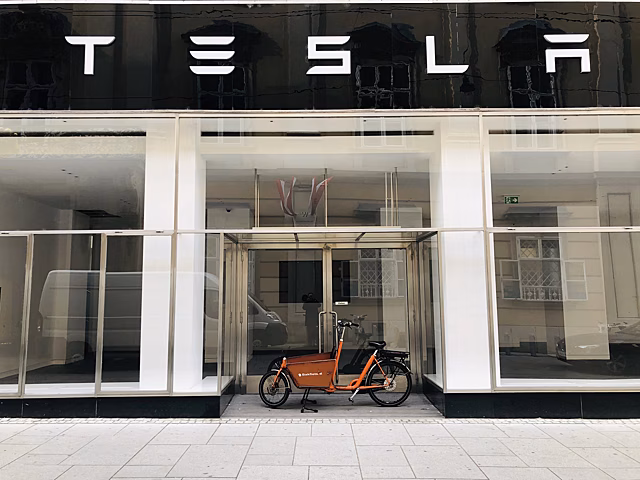 Побочный бизнес Tesla: компания заработала $1,8 млрд на кредитах