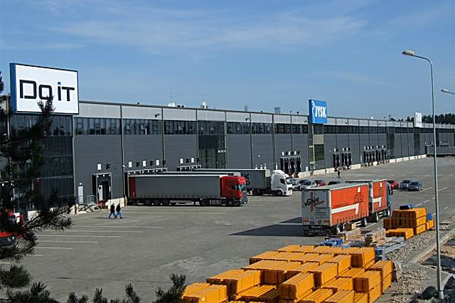 Проблемы с логистикой в Евросоюз, парковка в центре Петербурга и сезон корюшки: чего ждать жителям СЗФО