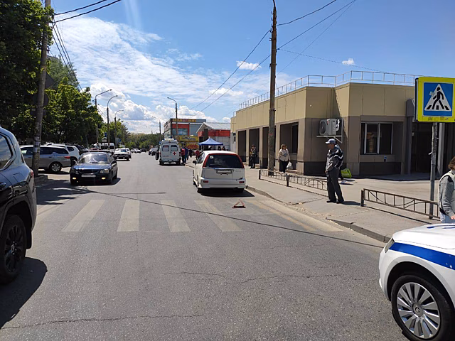 В Ростове-на-Дону на улице Туполева на пешеходном переходе сбили ребенка