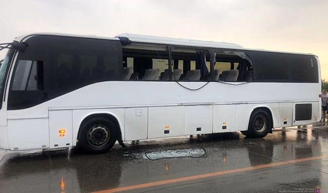В ДТП с автобусом и фурой в Волгоградской области пострадали 2 человека