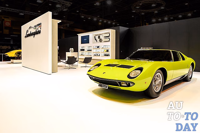 Восстановленный Lamborghini Miura приехал покорять Париж
