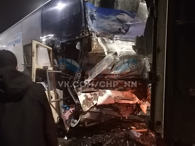 Массовое ДТП с фурой и автобусами случилось на трассе М-12 под Арзамасом