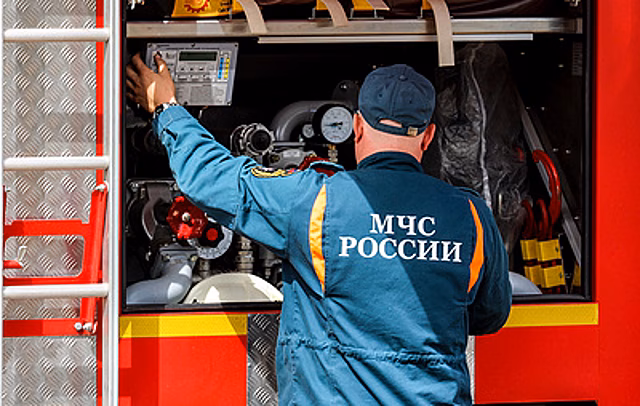 В Подмосковье произошло возгорание на парковке "Мираторга" после атаки БПЛА