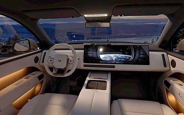 Появились фото интерьера нового технологичного кроссовера Li Auto