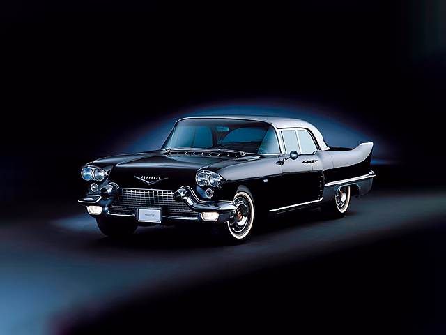 Пневмоподвеска с флаконом духов: история неприлично хорошего Cadillac Brougham ’57-58