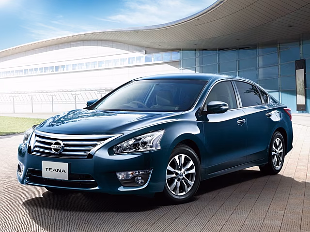 В России прекращены продажи Nissan Teana