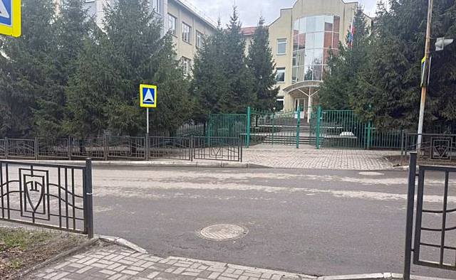 Пять пешеходных переходов рядом с курскими школами находятся в плохом состоянии