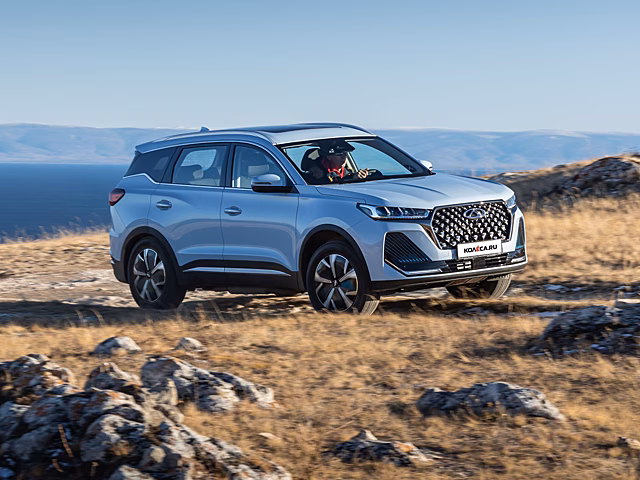 Три мотора, ноль расхода: триллер-тест Chery Tiggo 7 Pro Plug-in Hybrid