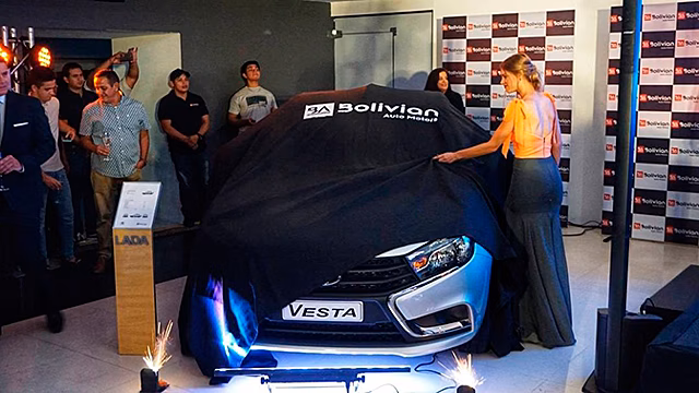 В Сети появились фото новой Lada Vesta FL
