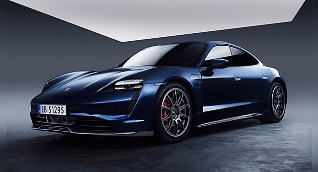 Porsche Taycan получил фирменный обвес из углеродного волокна