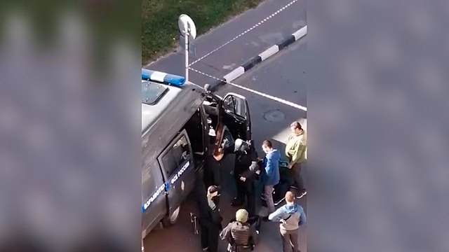 К атакованному отделению полиции под Воронежем прибыли взрывотехники ФСБ