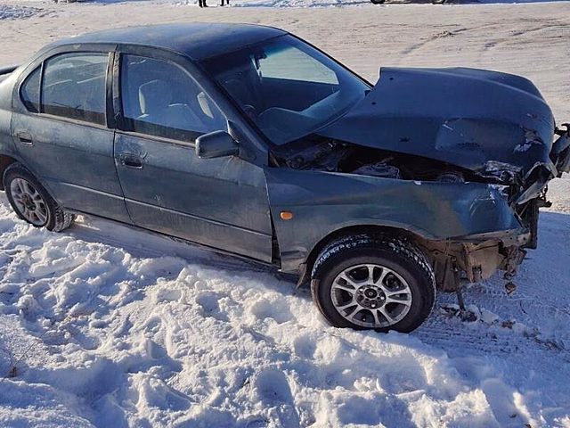 На перегоне «Куэнга – Сретенск» легковушка врезалась в локомотив