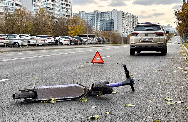 Аварий с арендованными самокатами в Москве за три месяца стало почти вдвое меньше