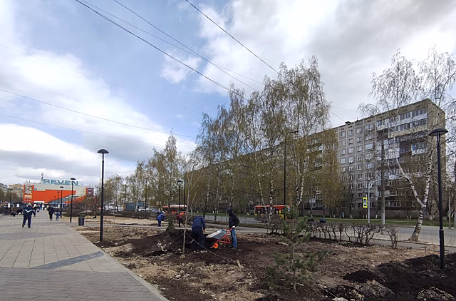 Замечания к благоустройству сквера на проспекте 70 лет Октября устраняют по гарантийным обязательствам