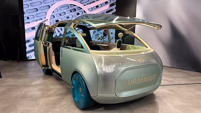 Концепт MINI Vision Urbanaut дебютировал в США как симпатичный автономный минивэн