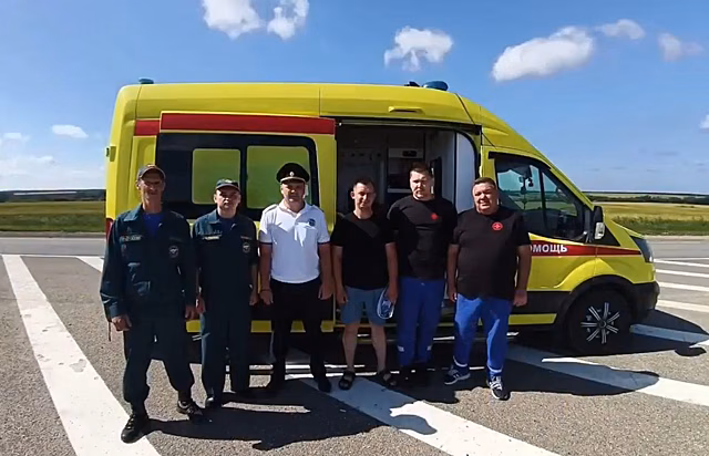 В Выселковском районе сотрудники полиции провели профилактическую акцию «Безопасная дорога в отпуск» (видео)