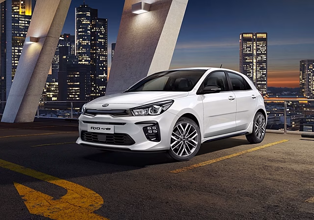 Kia представила «спортивную» версию Rio