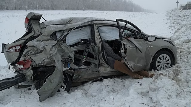 Пассажирка иномарки погибла в столкновении с «Патриотом» под Саратовом
