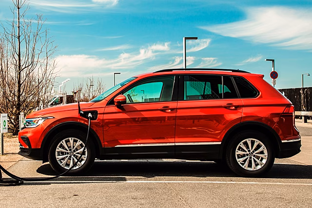 Volkswagen начнёт выпускать электрический Tiguan в 2025 году, ещё две новинки появятся позже