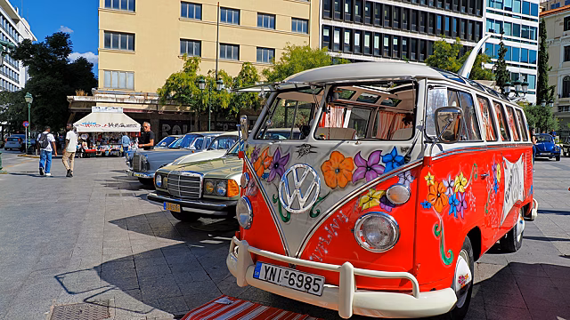 Volkswagen T1 Samba: легенда на колёсах, которая научила мир свободе