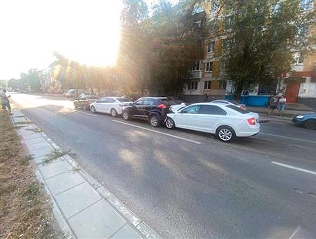 В Самаре произошло ДТП с четырьмя автомобилями