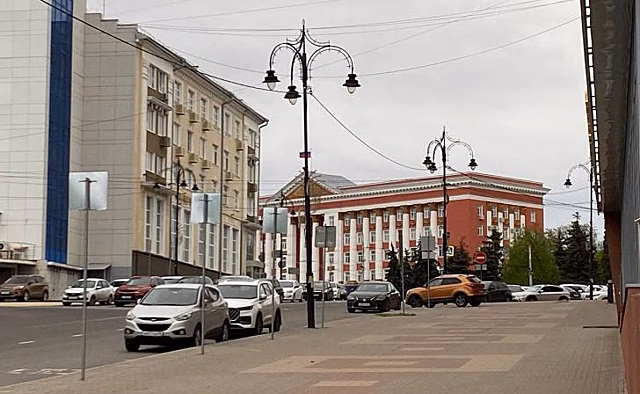 В Курске 25 аварийных участков дорог устранят до 2026 года