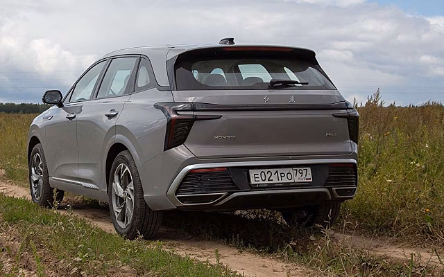 Эксперт испытал новый Hongqi HS3 и нашел 5 плюсов кроссовера