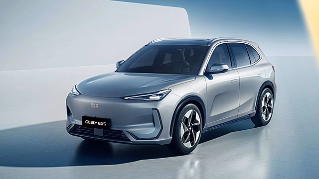 Geely впервые привезёт «электричку» в Россию
