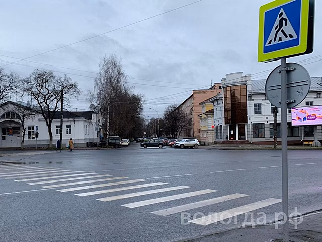 Общественный совет Вологды поддержал идею демонтажа пешеходного перехода у драмтеатра 