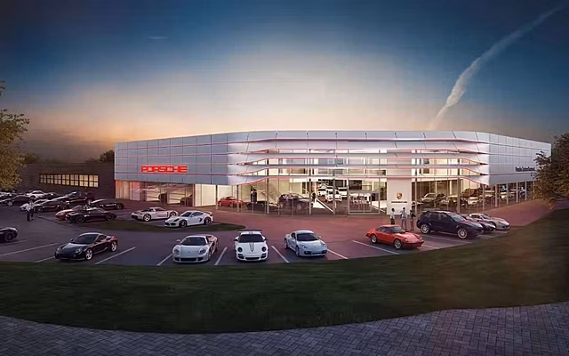 VW «взялся за скальпель»: концерн заставит Porsche вдвое урезать модельный ряд