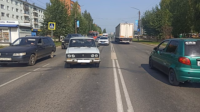 На Лепсе водитель «шестерки» сбил двух детей