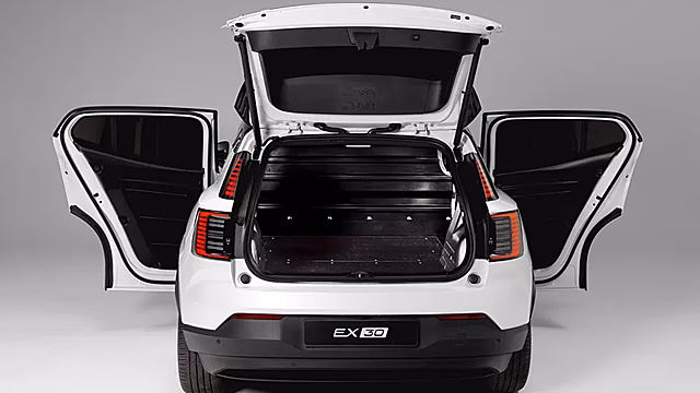 Volvo EX30 превращен в фургон для перевозки грузов