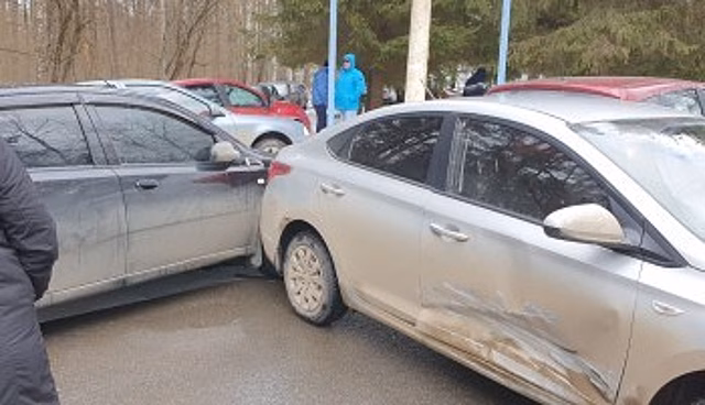 В массовом ДТП на Вишневского пострадал пешеход
