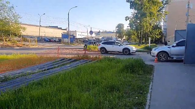 Автомобиль сбил 13-летнюю девочку на самокате в Нижнем Новгороде