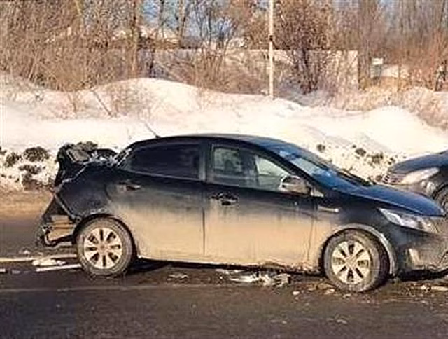 В Оренбуржье в ДТП с «Приорой» и грузовиком погиб человек