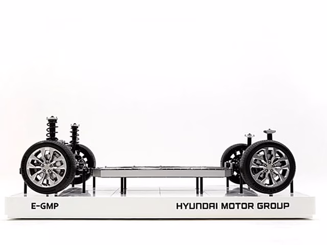 Компания Hyundai представила платформу E-GMP для электромобилей