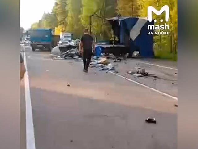 Один человек погиб в результате массового ДТП в Ленинградской области