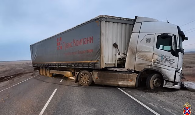 Смертельное ДТП с грузовиком случилось в Волгоградской области