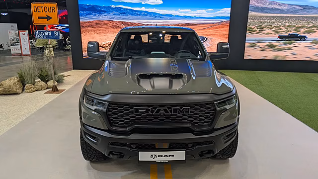 Ram заменил V8 на 540-сильный турбомотор
