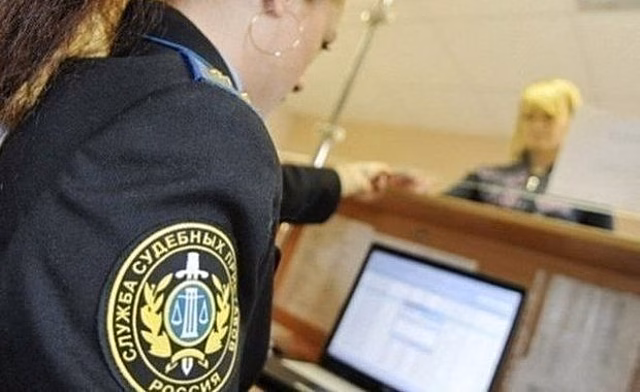 В Татарстане приставы добивались выплаты несуществующего долга от многодетной семьи — Следком начал проверку