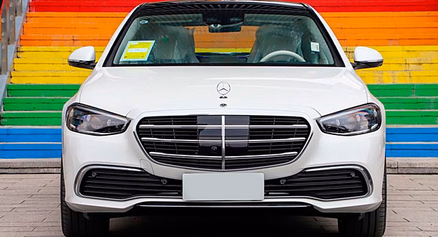 Новый Mercedes-Benz S-Class подешевел с выходом новой версии
