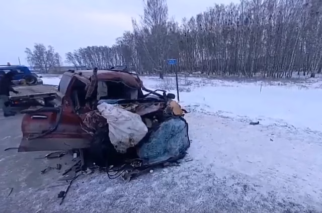 Водитель «Хонды» погиб после столкновения с фурой на трассе под Новосибирском