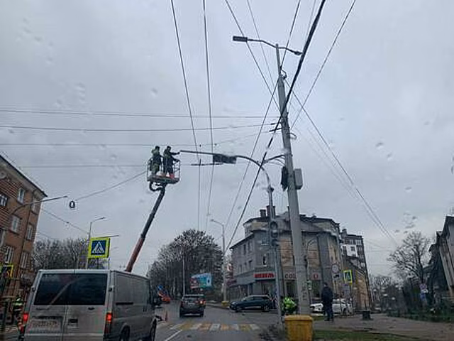 Новый светофор на Горького в считаные минуты собрал пробки
