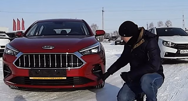 Китайская угроза LADA: Плюсы и минусы JAC J7 перед Vesta SW Cross оценил сотрудник «АвтоВАЗа»