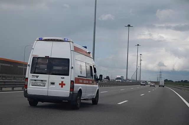 В аварии с фурой на овощебазе Петербурга погибли три человека