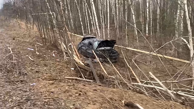 Иномарка врезалась в газовую трубу под Балахной: есть пострадавшие