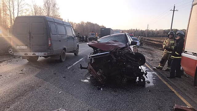 Восемь человек пострадали в ДТП с участием четырех автомобилей в Удмуртии