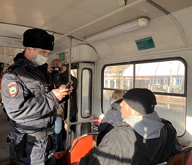 В Самаре с начала октября составили 57 протоколов на нарушителей масочного режима
