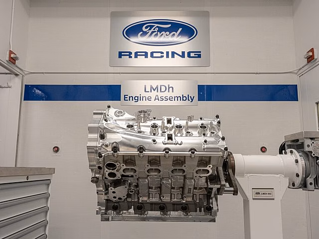 Ford дал послушать двигатель нового «гиперкара»